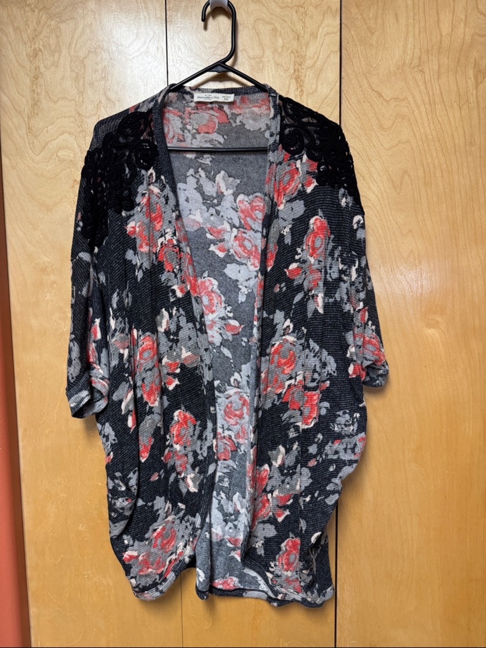 Abercrombie & Fitch floral kimono cardigan